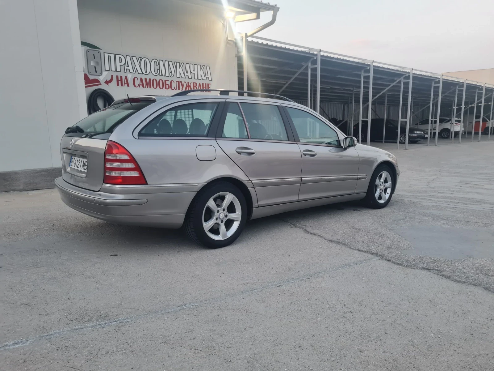 Mercedes-Benz C 180, снимка 6 - Автомобили и джипове - 55930917