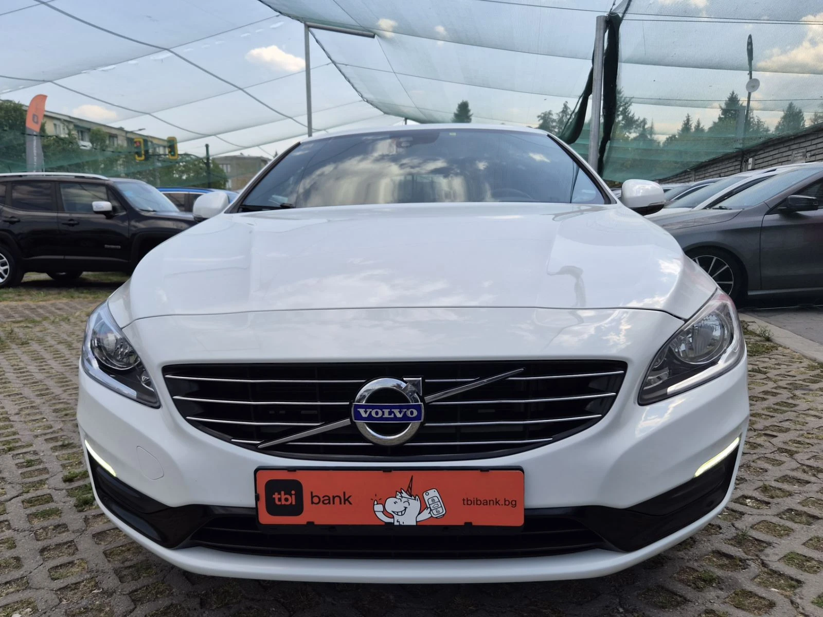 Volvo V60 2.0D-120кс-12.2016г-AUTOMATIC, снимка 6 - Автомобили и джипове - 56022894