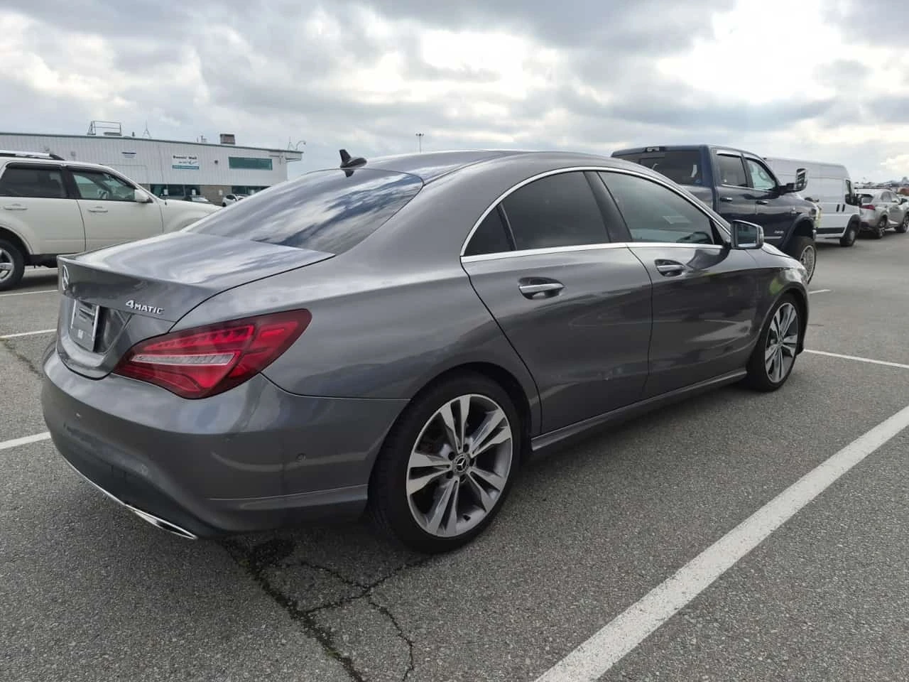 Mercedes-Benz CLA 250 CARFAX| ОПЦИЯ ЗА ФИНАНСИРАНЕ, снимка 3 - Автомобили и джипове - 56254114