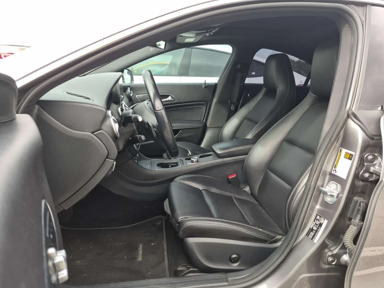 Mercedes-Benz CLA 250 CARFAX| ОПЦИЯ ЗА ФИНАНСИРАНЕ, снимка 5 - Автомобили и джипове - 56254114