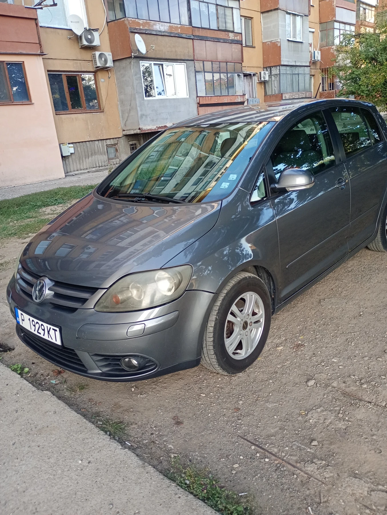 VW Golf Plus, снимка 3 - Автомобили и джипове - 56423763