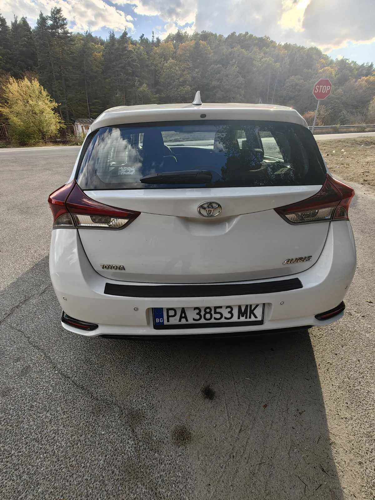 Toyota Auris, снимка 4 - Автомобили и джипове - 56443418