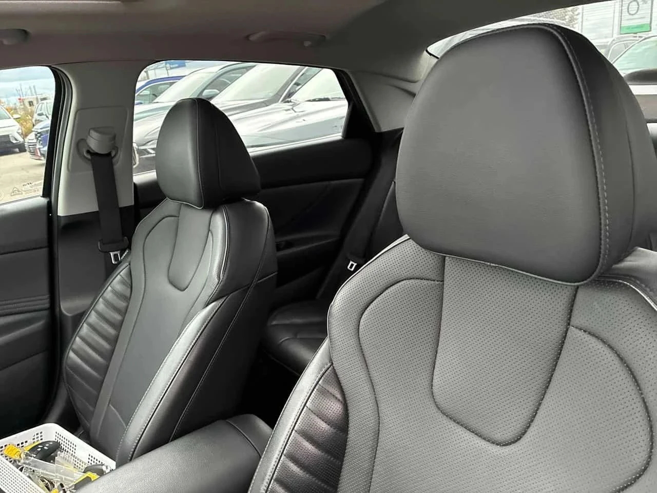Hyundai Elantra, снимка 15 - Автомобили и джипове - 56706051