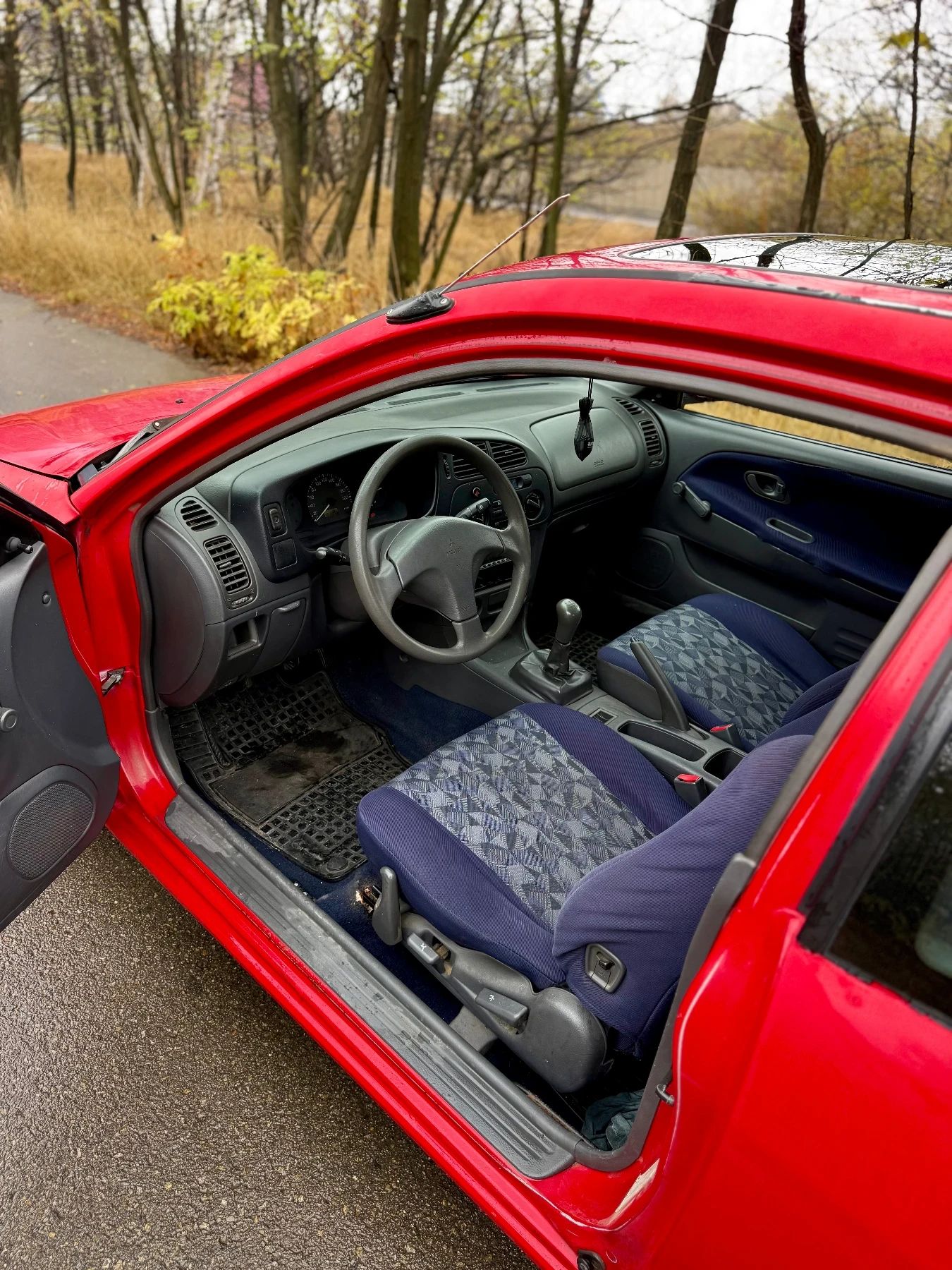 Mitsubishi Colt GL, снимка 6 - Автомобили и джипове - 56739163