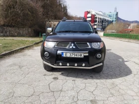    Mitsubishi L200 2.5 136