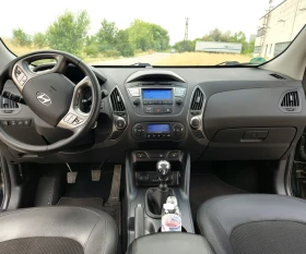Обява за продажба на Hyundai IX35 2.0CRDI 136kc. 4x4 2015г. Серв.История ~19 399 лв. - изображение 10
