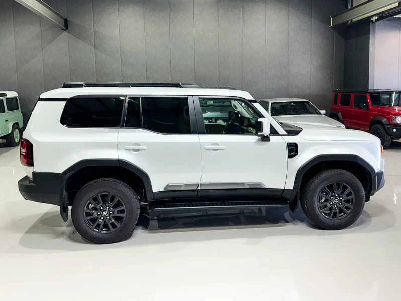 Toyota Land cruiser 250 2.4 TURBO, снимка 9 - Автомобили и джипове - 52007016