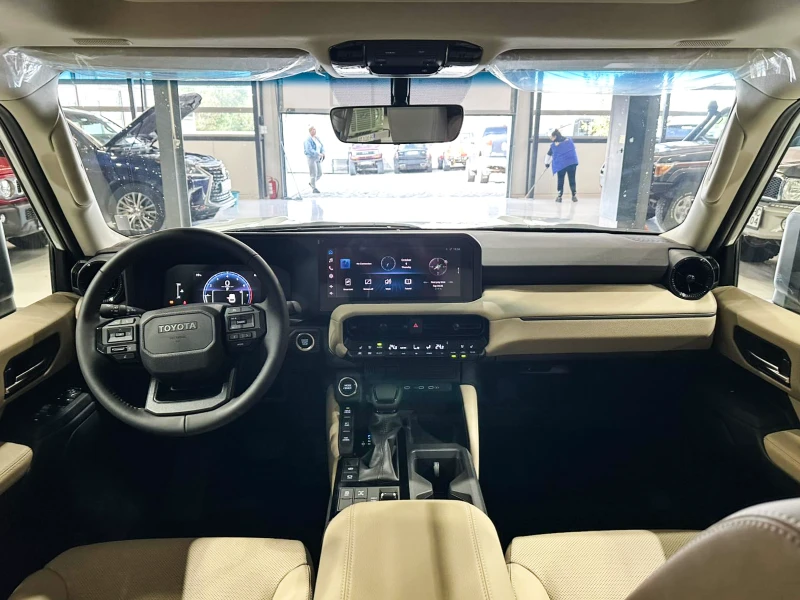Toyota Land cruiser 250 2.4 TURBO, снимка 14 - Автомобили и джипове - 52007016