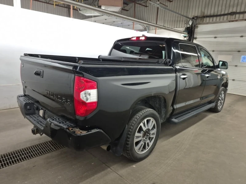 Toyota Tundra * PLATINUM CREW CAB SHORT BED * CARFAX * БЕЗ ПЪРВО, снимка 3 - Автомобили и джипове - 53035835