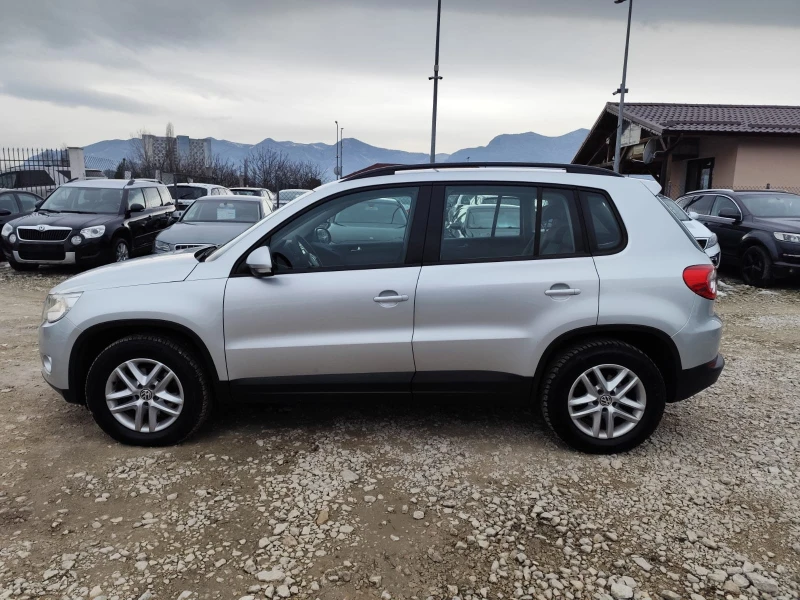 VW Tiguan 2.0 дизел 4х4, снимка 9 - Автомобили и джипове - 53563834