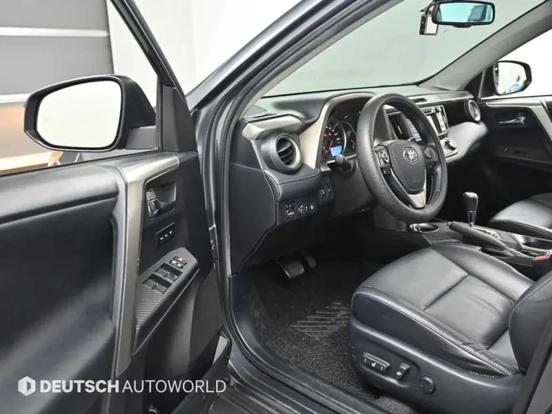 Toyota Rav4 2.5 4Wd, снимка 11 - Автомобили и джипове - 55610913