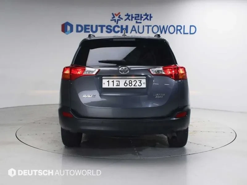 Toyota Rav4 2.5 4Wd, снимка 4 - Автомобили и джипове - 55610913