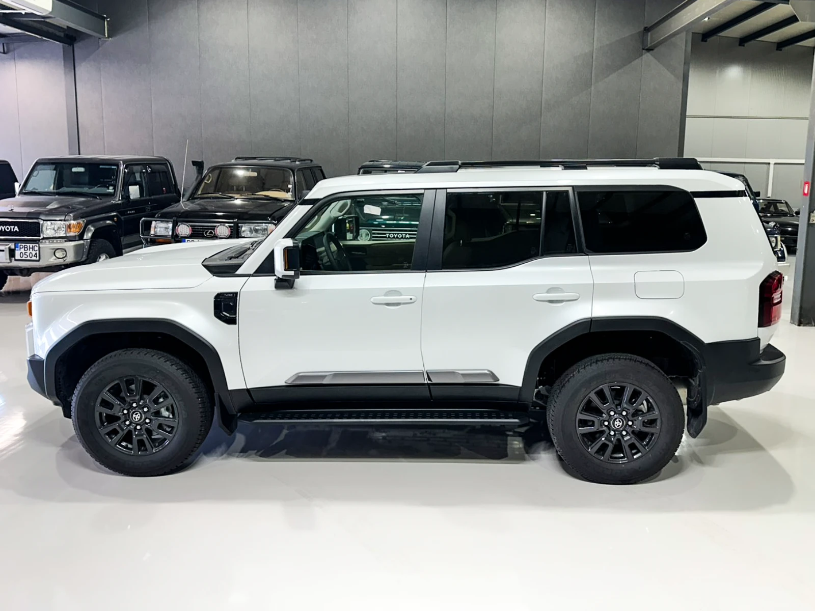 Toyota Land cruiser 250 2.4 TURBO - изображение 4