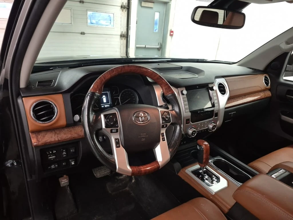 Toyota Tundra * PLATINUM CREW CAB SHORT BED * CARFAX * ��� ����� | Mobile.bg � ����������� 10