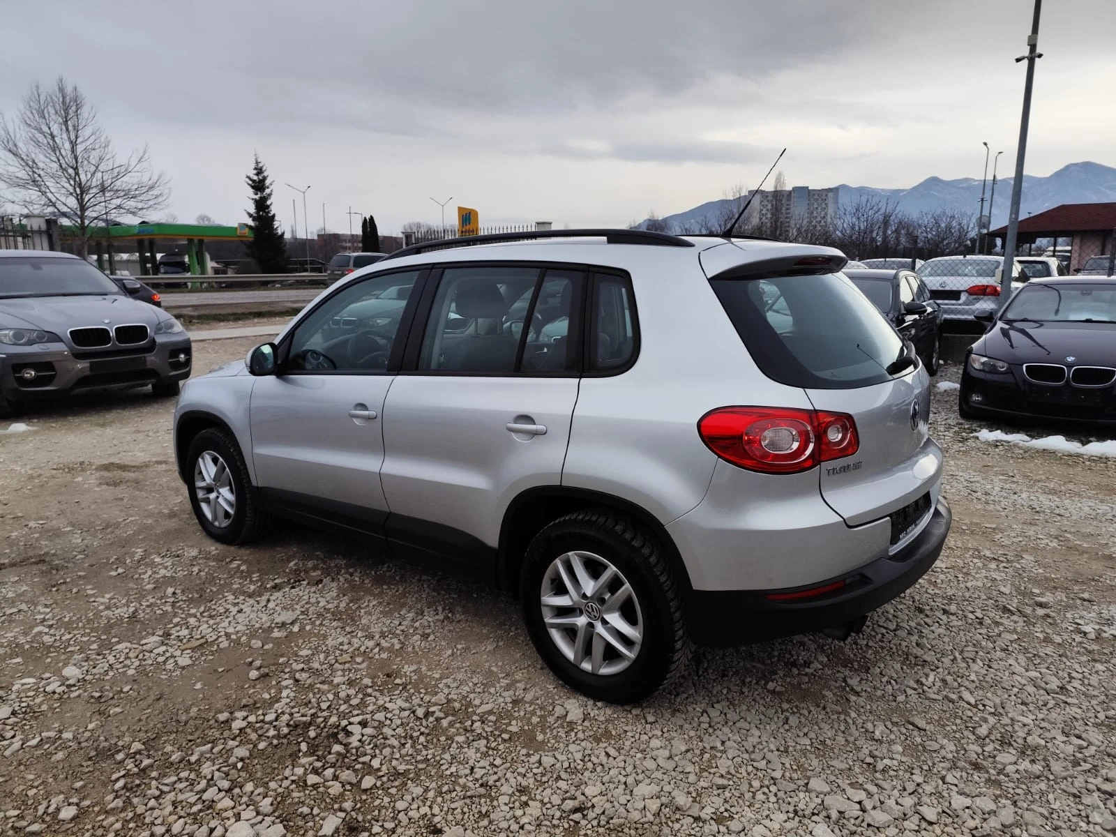 VW Tiguan 2.0 дизел 4х4 - изображение 8