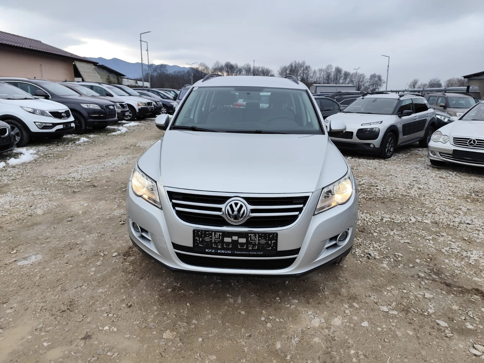 VW Tiguan 2.0 дизел 4х4 - изображение 2