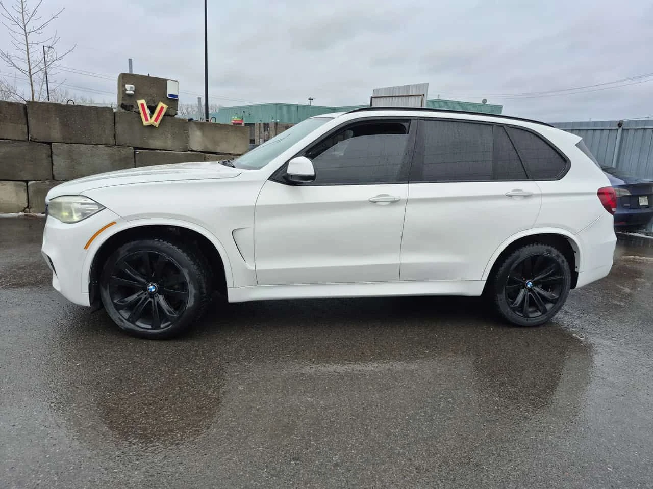 BMW X5 * М пакет * Дигитално табло * Harman Kardon * , снимка 2 - Автомобили и джипове - 54045895