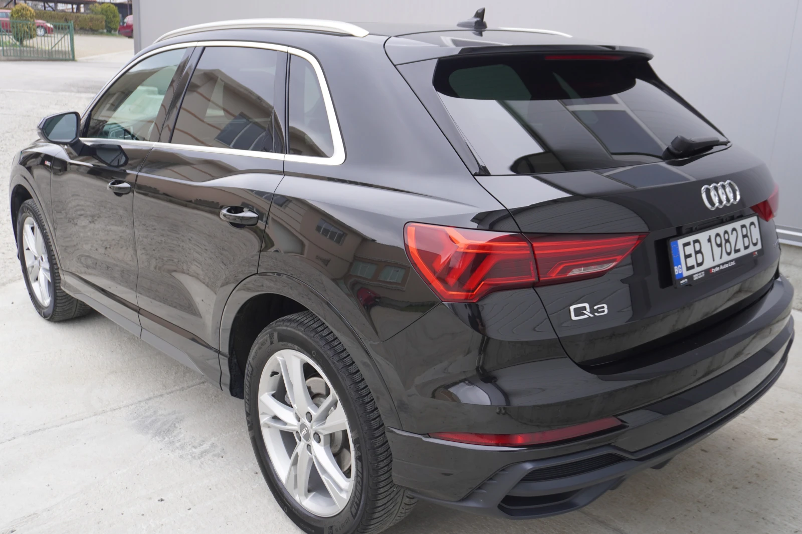 Audi Q3 2.0TFSI QUATTRO 52.000км!!, снимка 3 - Автомобили и джипове - 54080909
