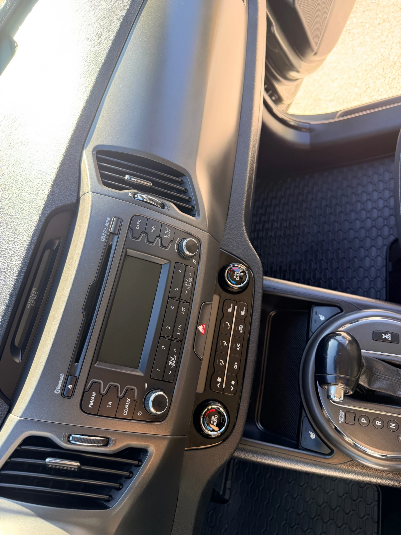 Kia Sportage, снимка 3 - Автомобили и джипове - 54142453