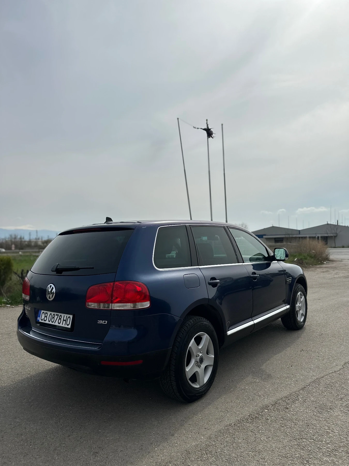 VW Touareg, снимка 6 - Автомобили и джипове - 54180994