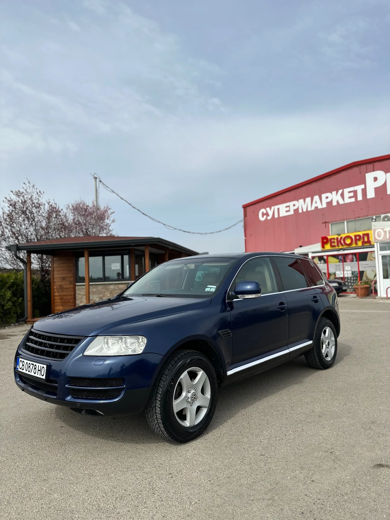 VW Touareg, снимка 3 - Автомобили и джипове - 54180994