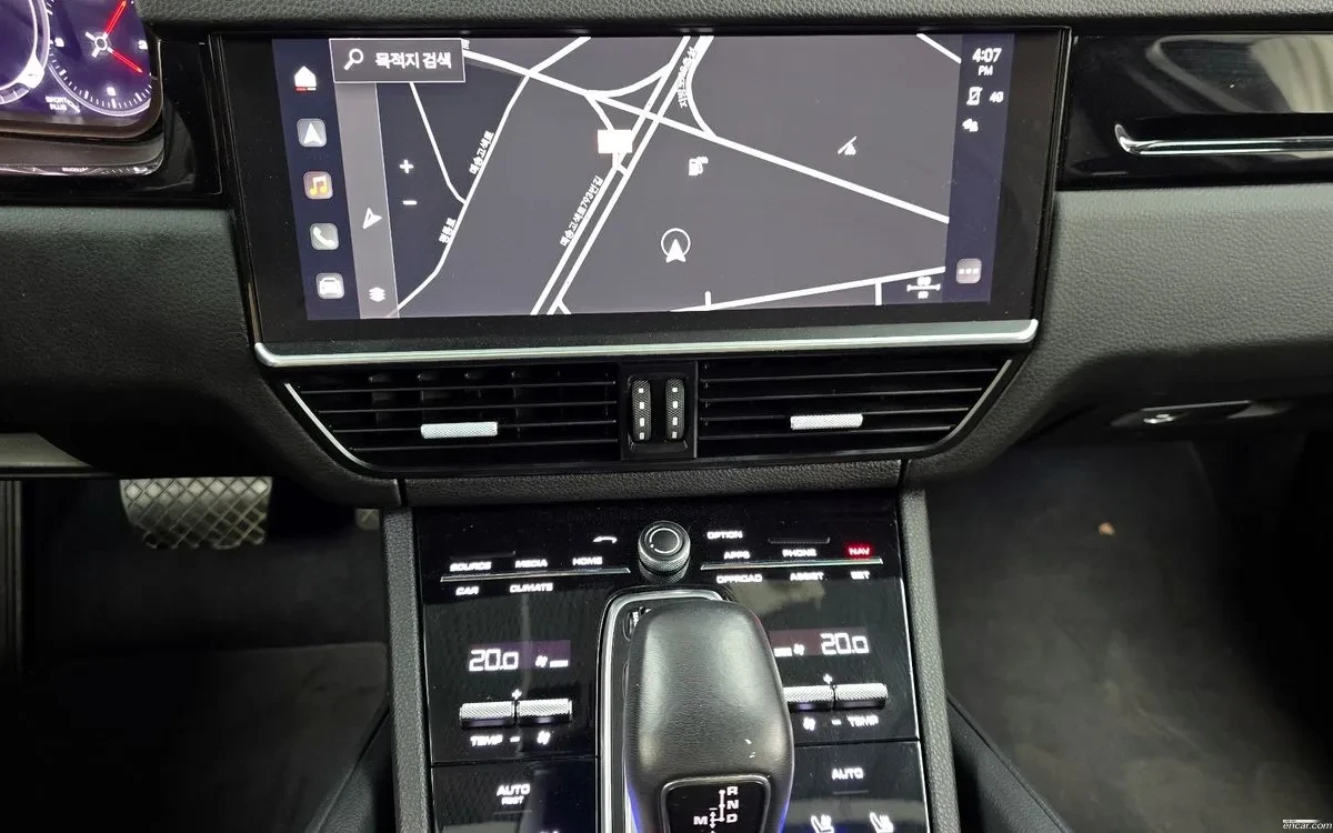 Porsche Cayenne 3.0 * Подгрев / Обдух * 360 * Lane Assist , снимка 13 - Автомобили и джипове - 54682263