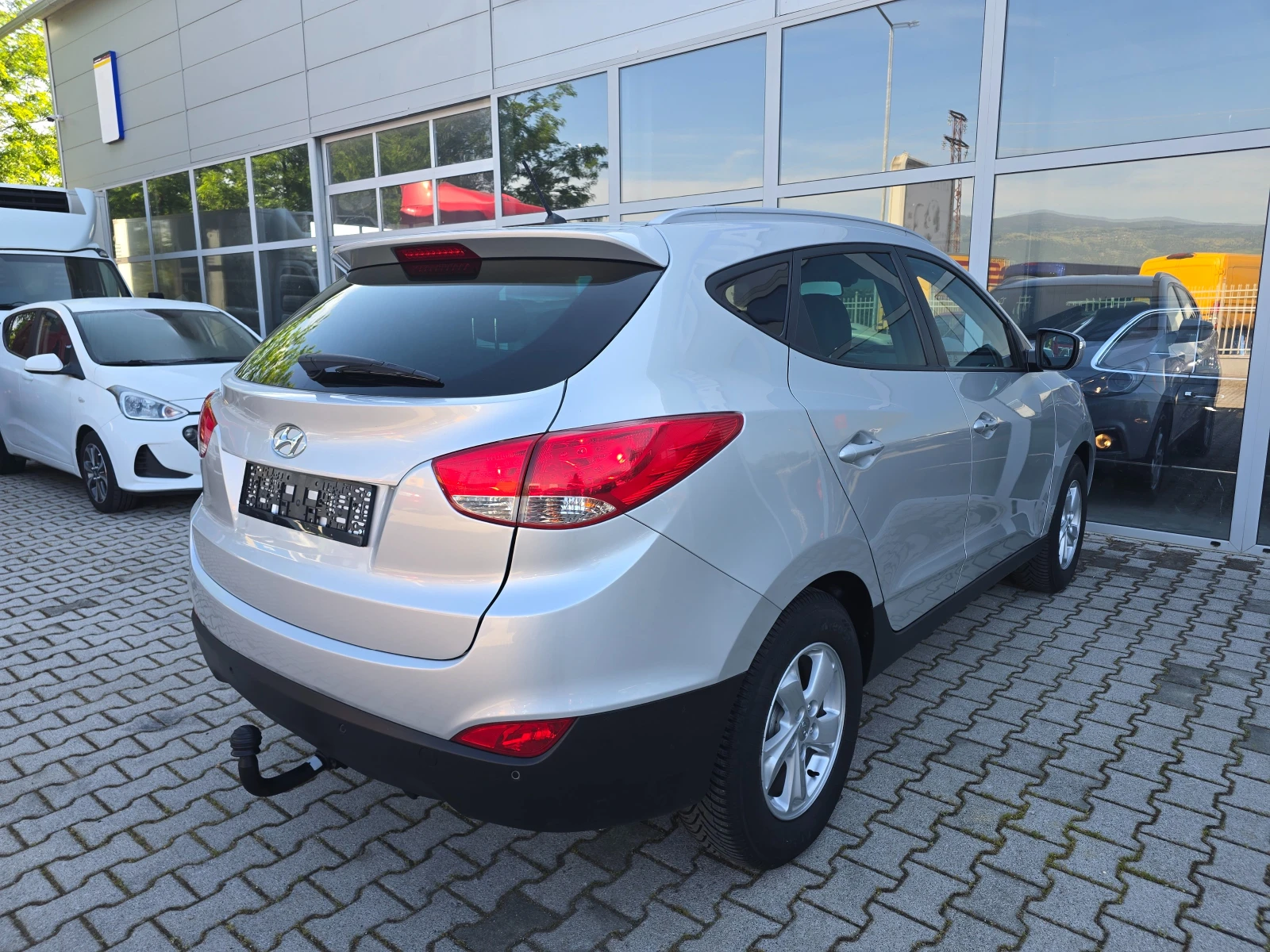 Hyundai IX35 Автоматик!!4x4!!Навигация!!, снимка 6 - Автомобили и джипове - 54694595