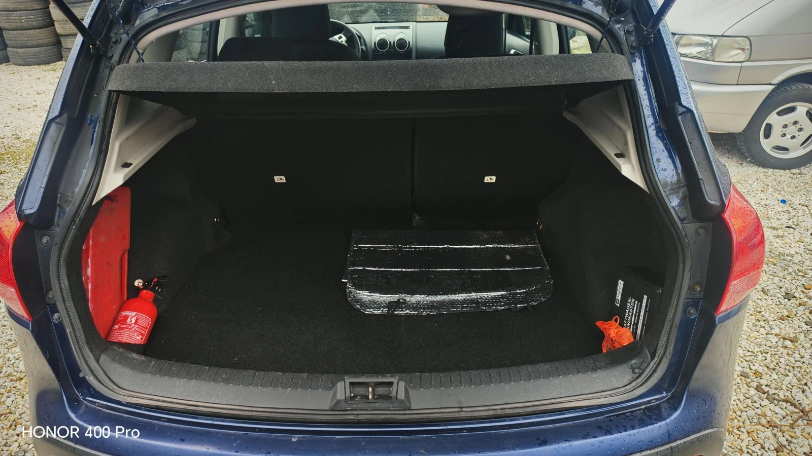 Nissan Qashqai 2.0 150кс, снимка 7 - Автомобили и джипове - 55117129