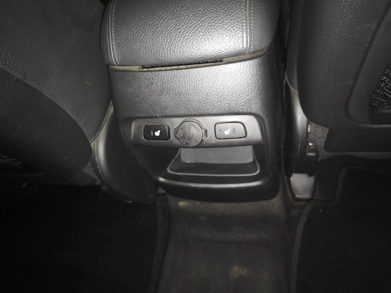 Kia Sorento Style Facelift, снимка 12 - Автомобили и джипове - 56062251