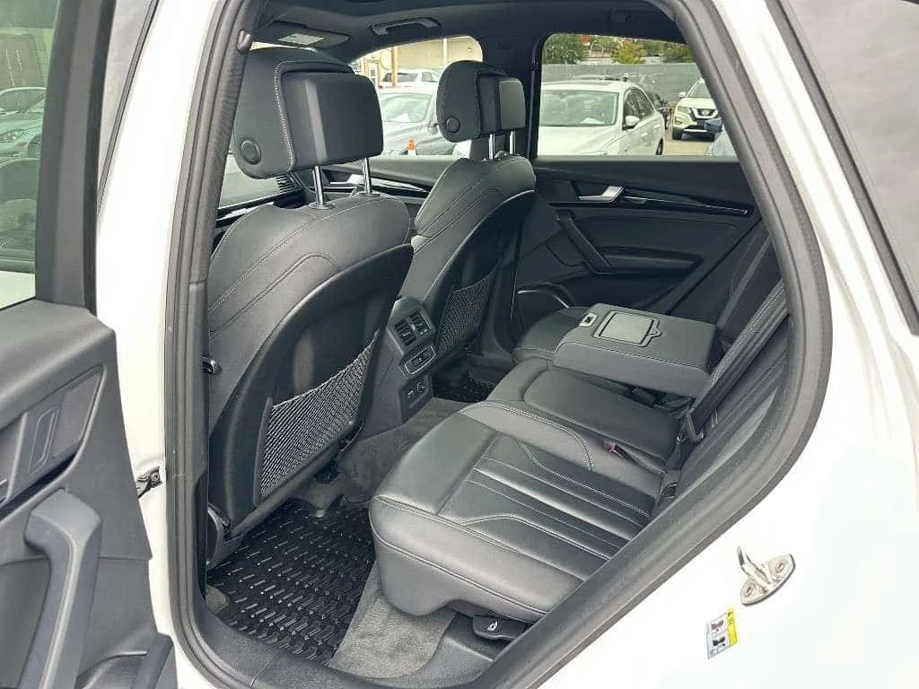 Audi Q5 * 45 TFSI PROGRESSIVE* АВТОКРЕДИТ* , снимка 10 - Автомобили и джипове - 56748807