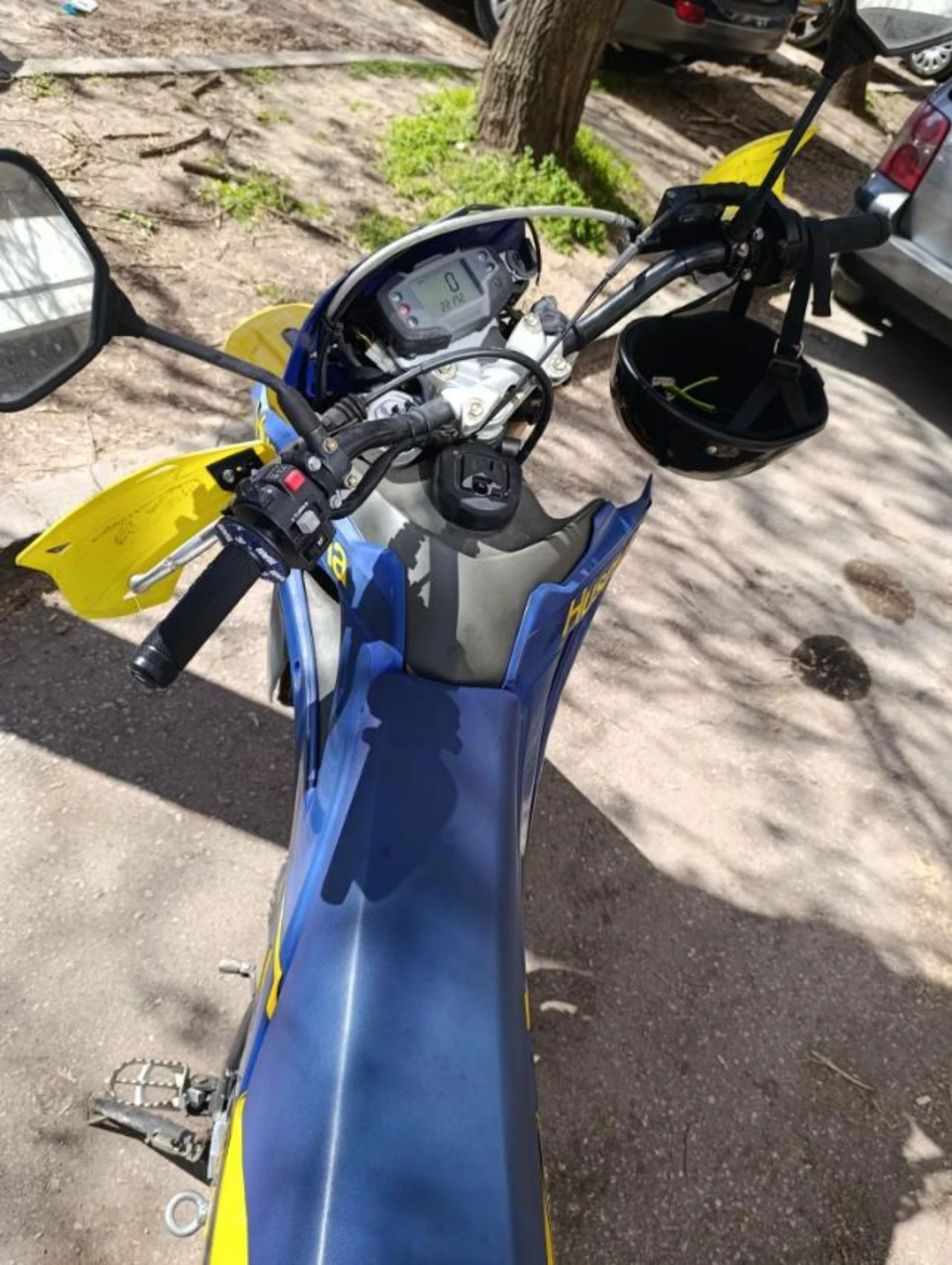 Husqvarna SM 125cc, снимка 2 - Мотоциклети и мототехника - 53849551