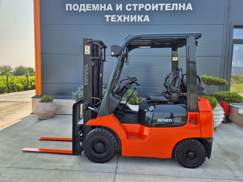 Мотокар Toyota 1.8 тона / ИЗРАВНИТЕЛ / ГАЗ-БЕНЗИН / ПЕРФЕКТЕН !, снимка 2 - Индустриална техника - 49458841