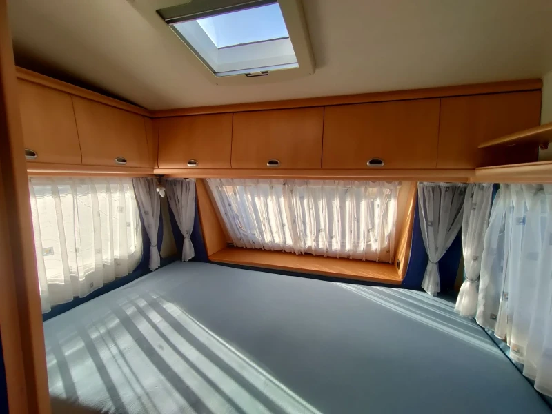 Каравана Hobby De Luxe Easy 450 Солар Бойлер Климатик Мувър, снимка 13 - Каравани и кемпери - 52772685