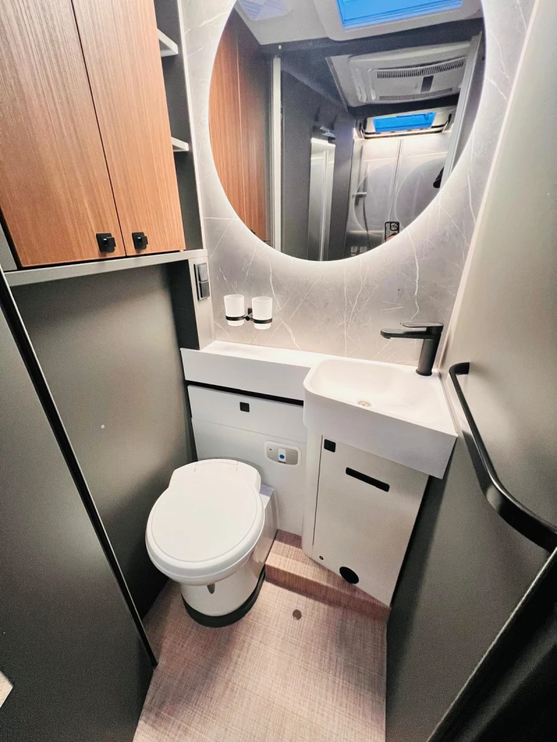 Кемпер HYMER / ERIBA BMC I  680, 3500 kg. Mod.2026., снимка 15 - Каравани и кемпери - 53169692