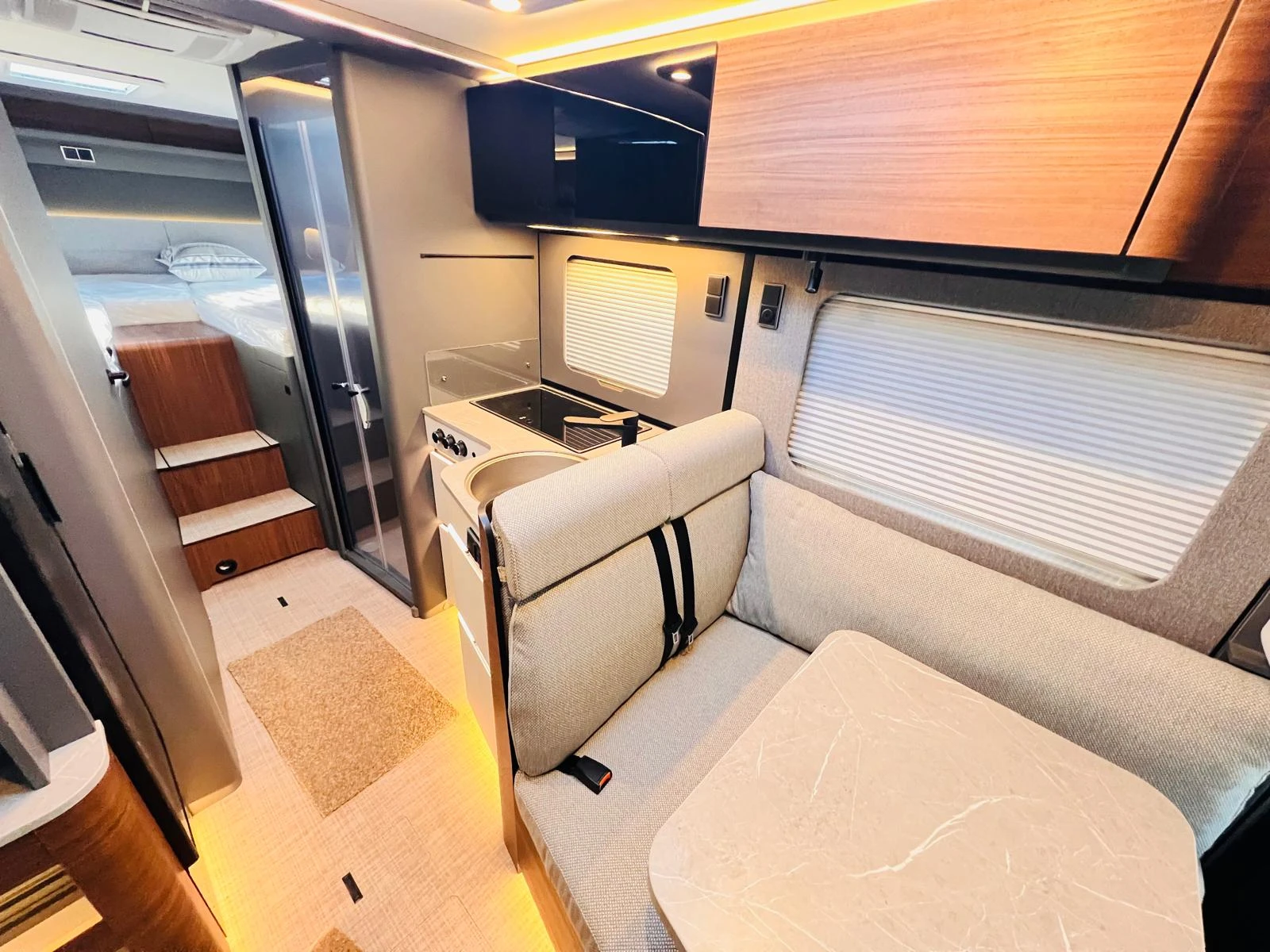 ������ HYMER / ERIBA BMC I  680, 3500 kg. Mod.2026. | Mobile.bg � ����������� 11