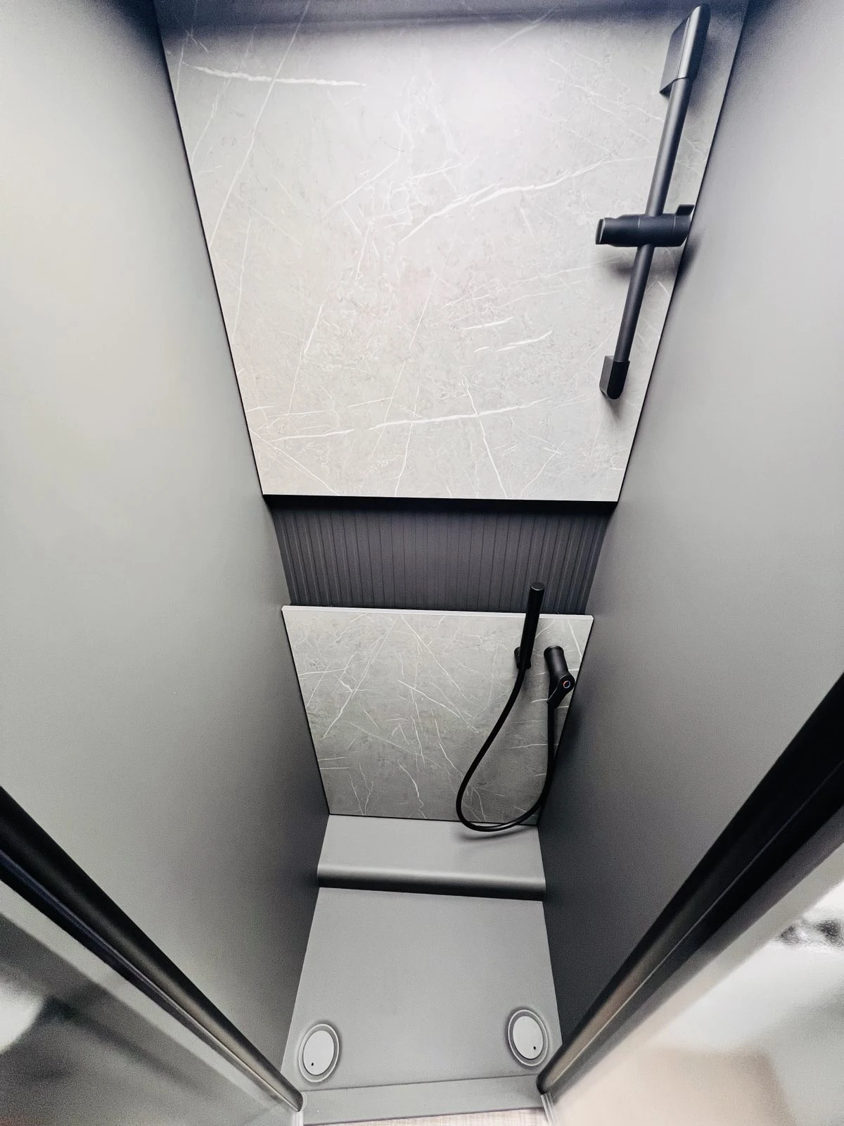 ������ HYMER / ERIBA BMC I  680, 3500 kg. Mod.2026, 5 ������ | Mobile.bg � ����������� 17