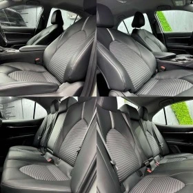 Toyota Camry 2.5 SE ПЕРФЕКТНА 39800км!, снимка 16