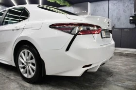 Toyota Camry 2.5 SE ПЕРФЕКТНА 39800км!, снимка 6