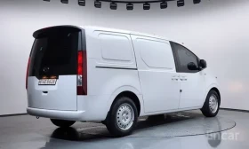 Hyundai Staria 3-МЕСТЕН / ТОВАРЕН / КАМЕРА / ДИСТРОНИК / ЛИЗИНГ, снимка 2