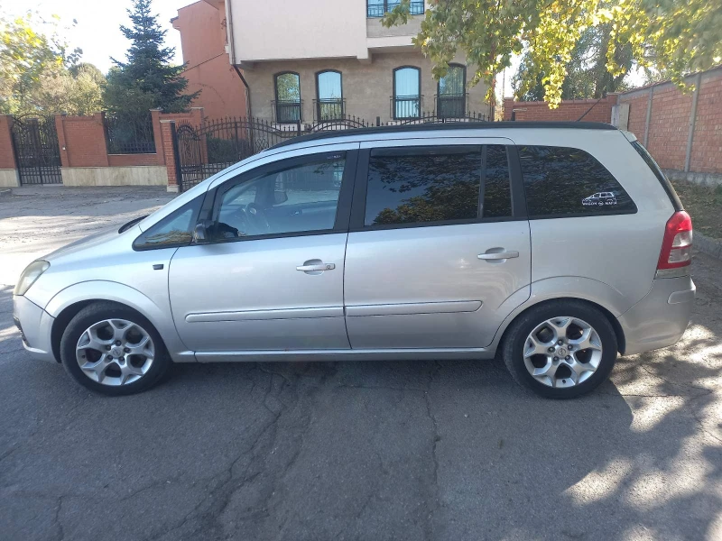 Opel Zafira B, снимка 8 - Автомобили и джипове - 48214976