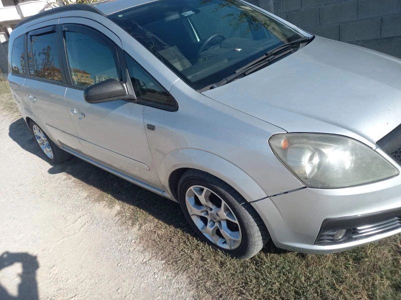 Opel Zafira B, снимка 4 - Автомобили и джипове - 48214976