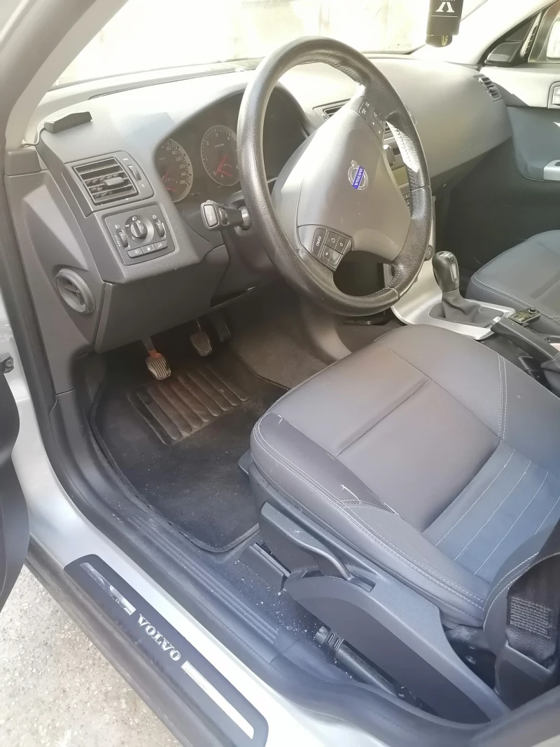 Volvo V50 2.0d, снимка 5 - Автомобили и джипове - 47694046