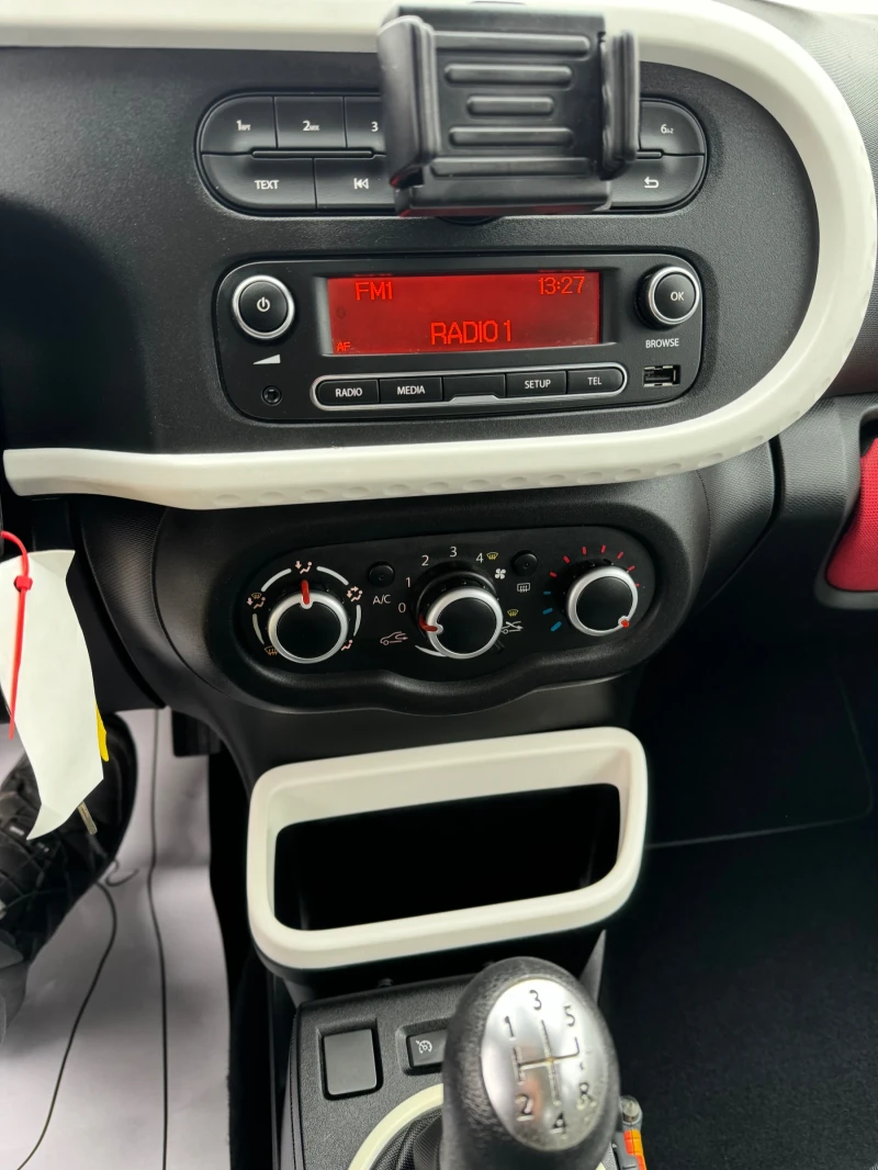 Renault Twingo 1.0 I evro 6, снимка 10 - Автомобили и джипове - 49152543