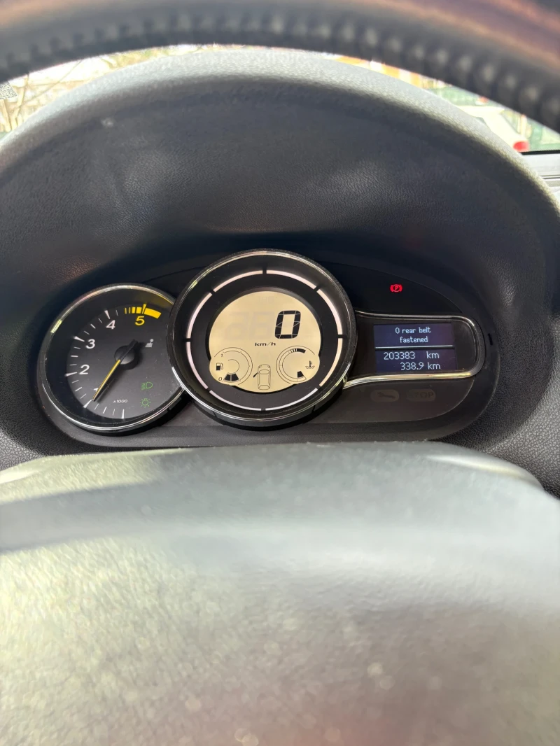 Renault Megane, снимка 2 - Автомобили и джипове - 52436944