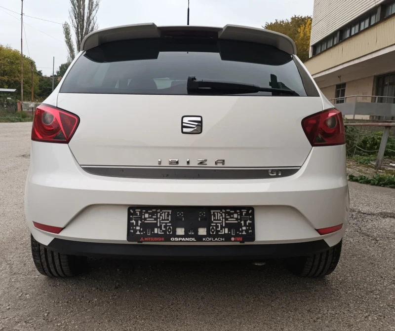 Seat Ibiza 1.2 TSI-GT, снимка 11 - Автомобили и джипове - 52669751
