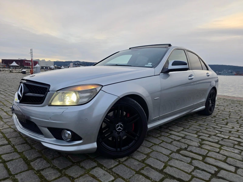 Mercedes-Benz C 320 AMG Pack * Pano * KeyLess* Подгрев * Full* , снимка 3 - Автомобили и джипове - 53113173