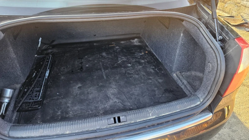 Audi A4 1.8т клима, снимка 11 - Автомобили и джипове - 53530500