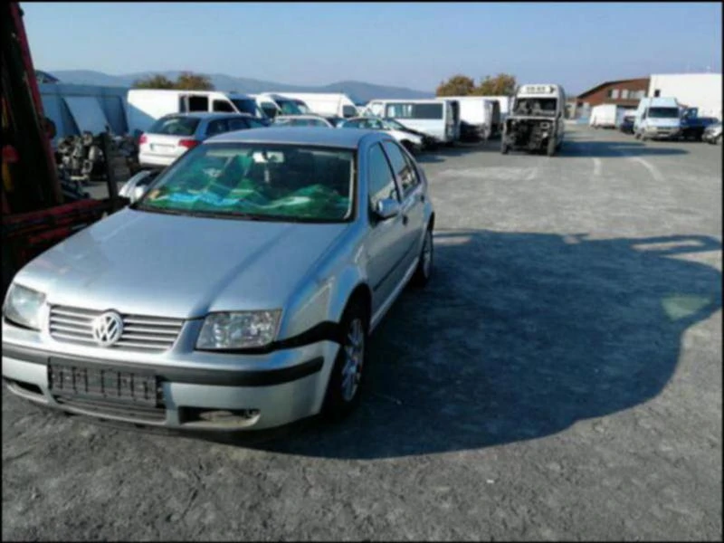 VW Bora 1.9TDI , снимка 1 - Автомобили и джипове - 47183760