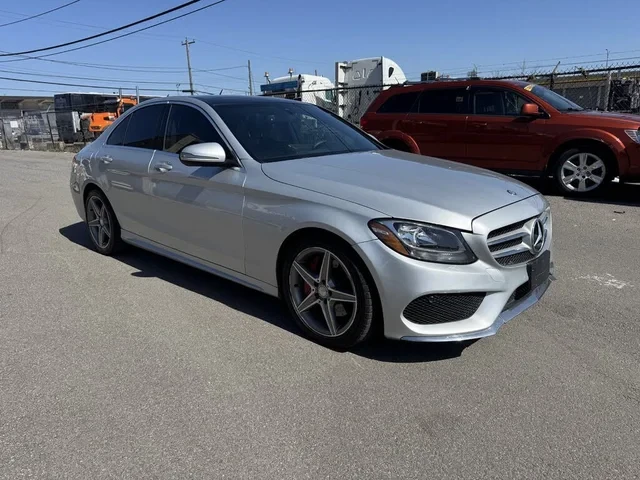 Mercedes-Benz C 300 4MATIC /AMG LINE/ #УНИКАТ# !FULL!, снимка 3 - Автомобили и джипове - 54967354