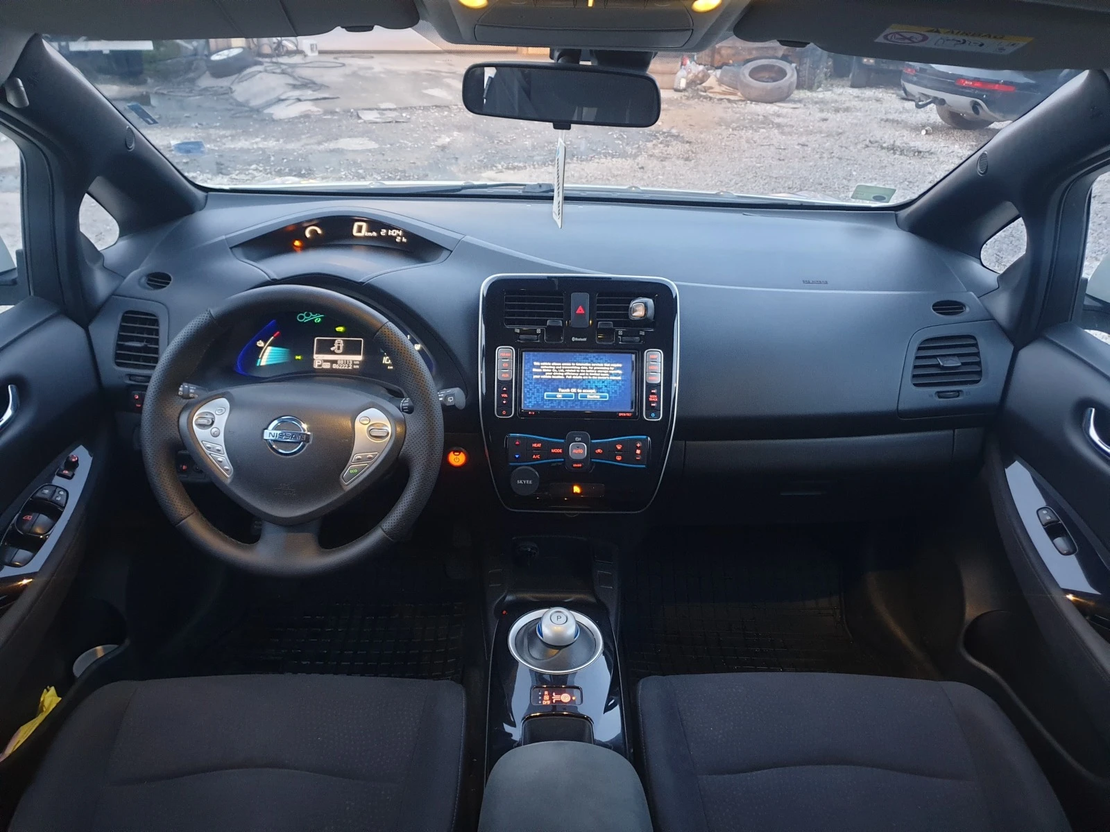 Nissan Leaf  30 KWh | Mobile.bg   12